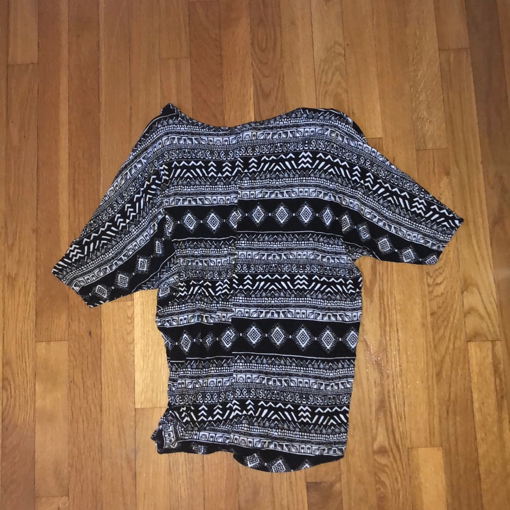 over sized patterned tee - Picture 2 of 2